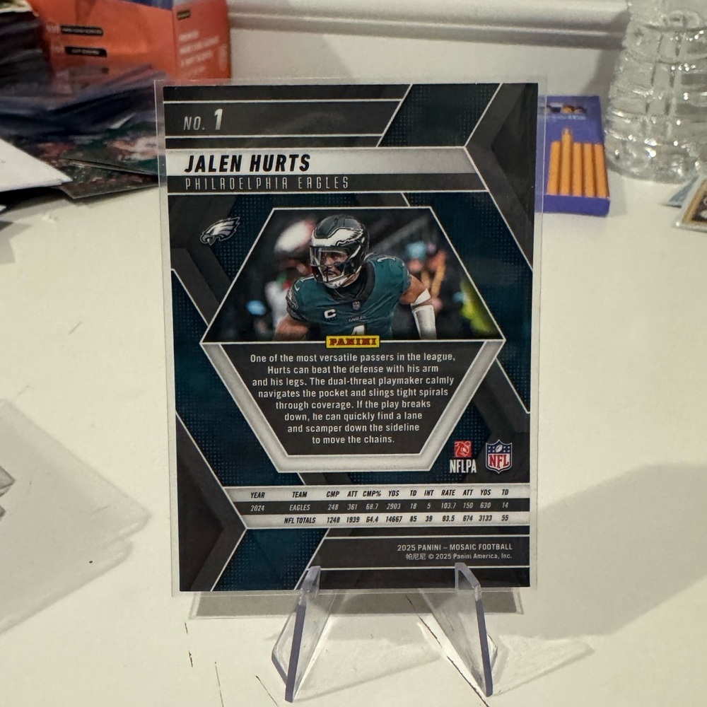 🔥 2025 Jalen Hurts Panini Mosaic Card. Philadelphia eagles. - Picture 2 of 2